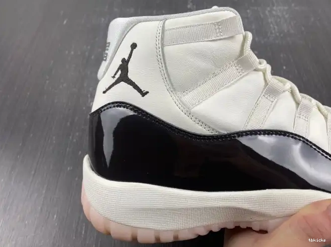 Reps TB AR0715-101 11 Jordan Neapolitan Air WMNS 0510